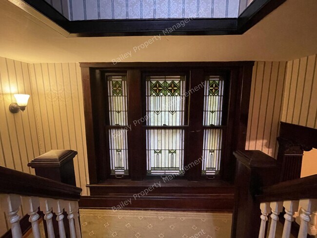 Building Photo - 1458 Cherokee Rd