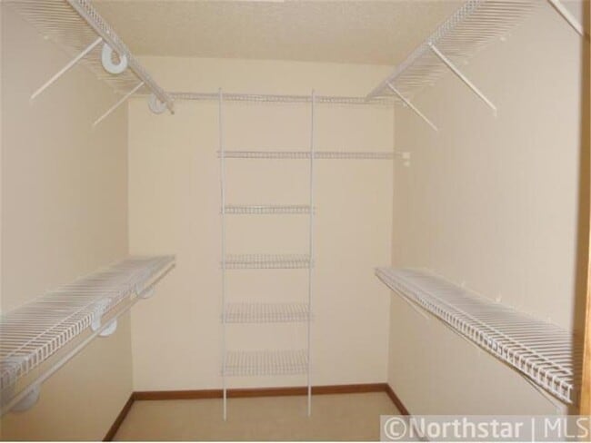 Building Photo - 5066 Fountain Lane N