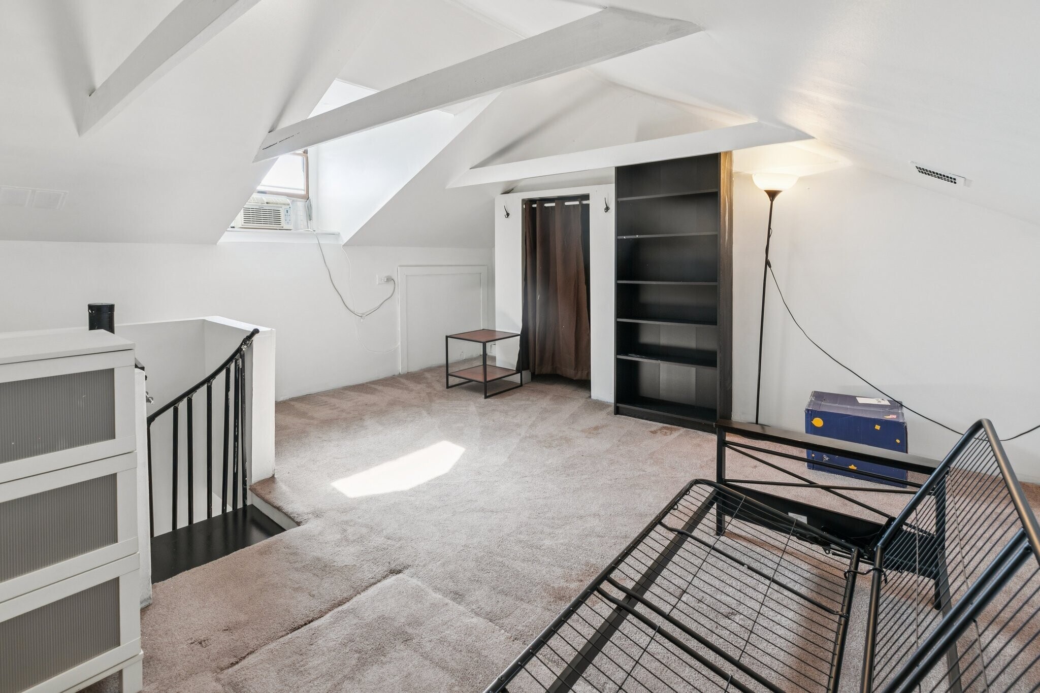 Building Photo - 3379 Frederick St