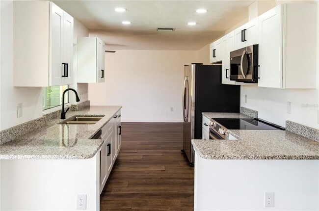 Building Photo - 1355 Kirkwood Ln