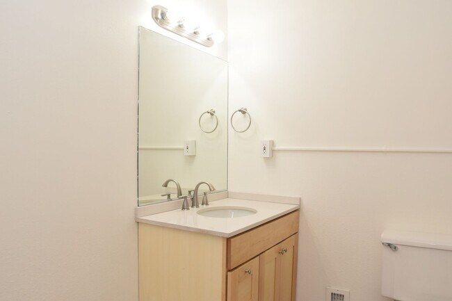 Building Photo - Sky Terrace 2 Bedroom 1.5 Bath Condo with ...