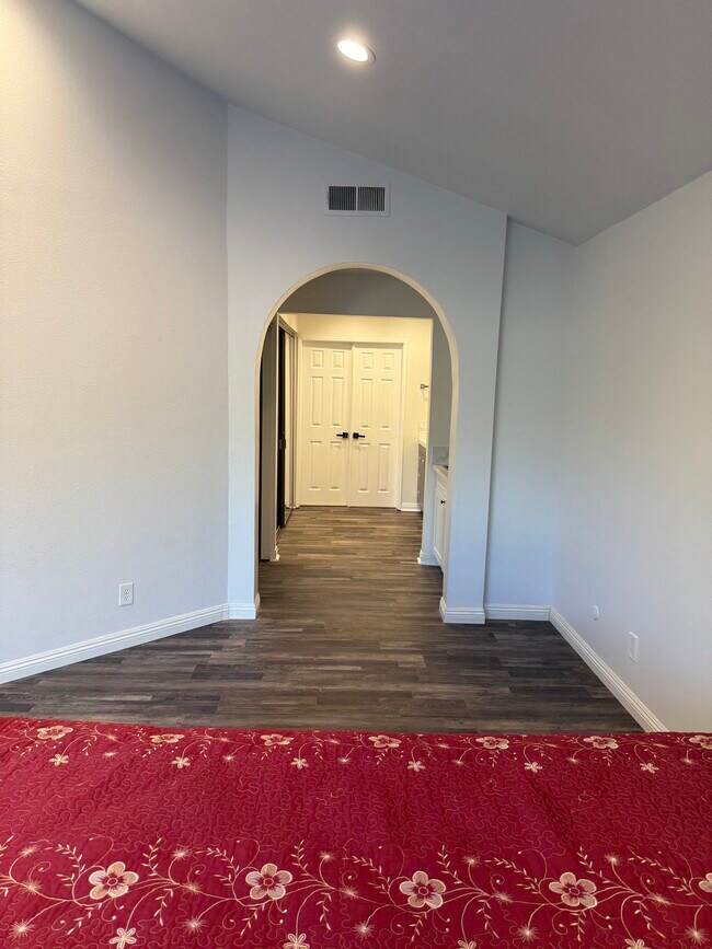 Building Photo - 9140 Crebs Ave