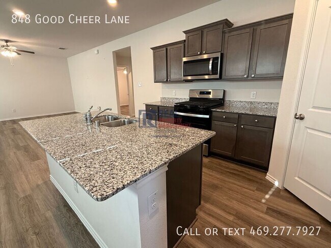 Building Photo - 848 Good Cheer Ln
