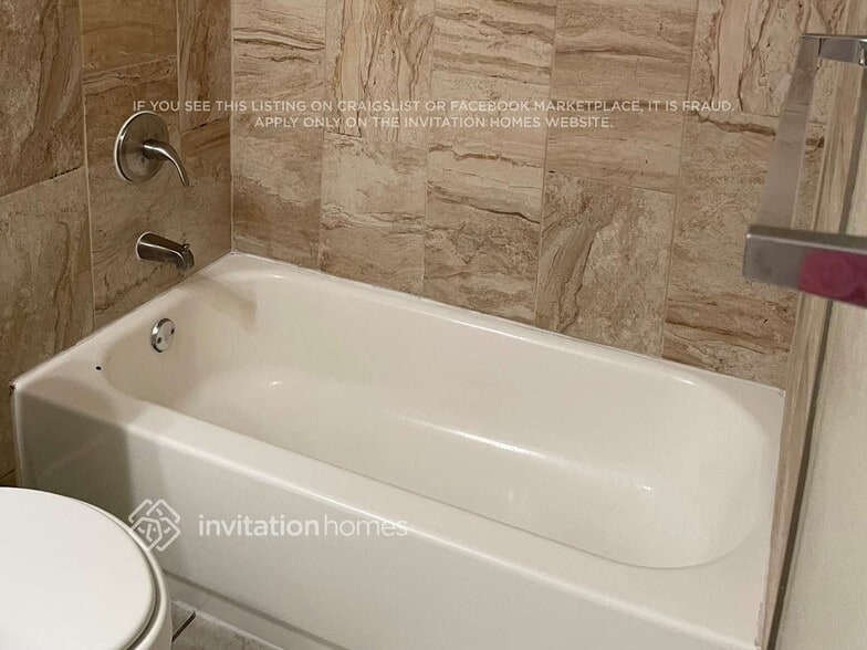 Building Photo - 1217 Lombardy Dr