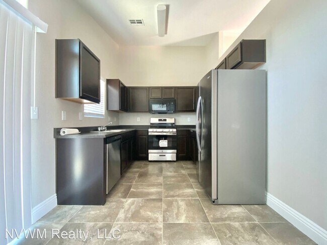 Building Photo - 3 br, 2 bath House - 3741 Sorrowing Sparro...