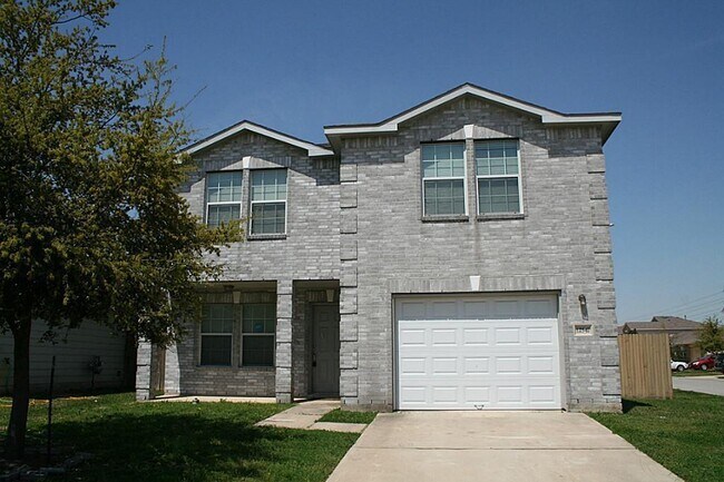 Primary Photo - 12547 Aarons Way Dr