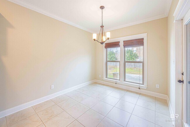 Building Photo - 27069 Gramercy Ln