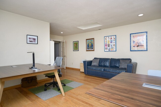 Building Photo - ***Available Now - Mid-term Lease ONLY *** Single Level 3 Bedroom, 2.5 Bath home in La Costa*****