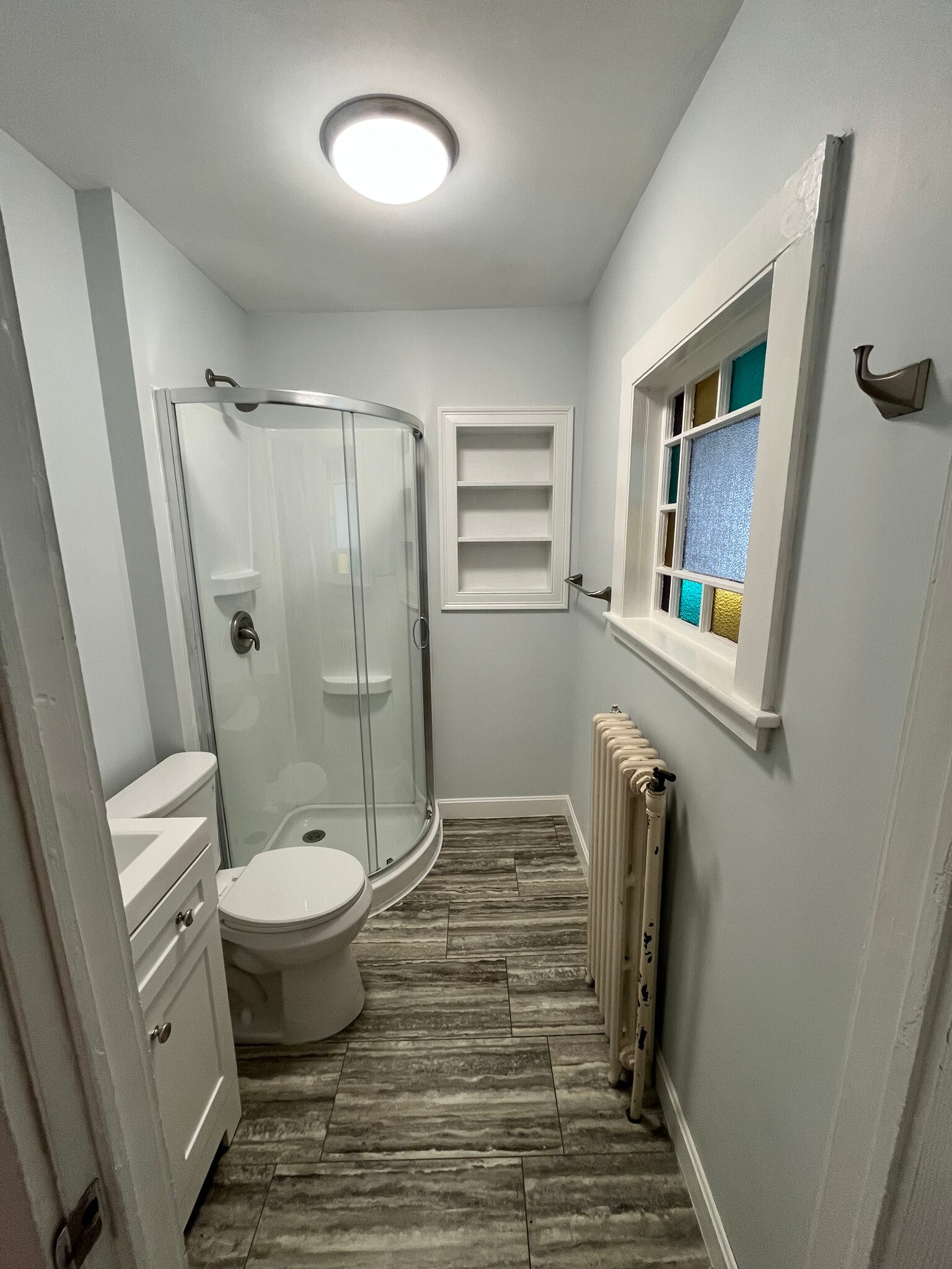 Bathroom - 5 Pleasant St