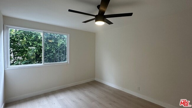 Building Photo - 3901 4th St