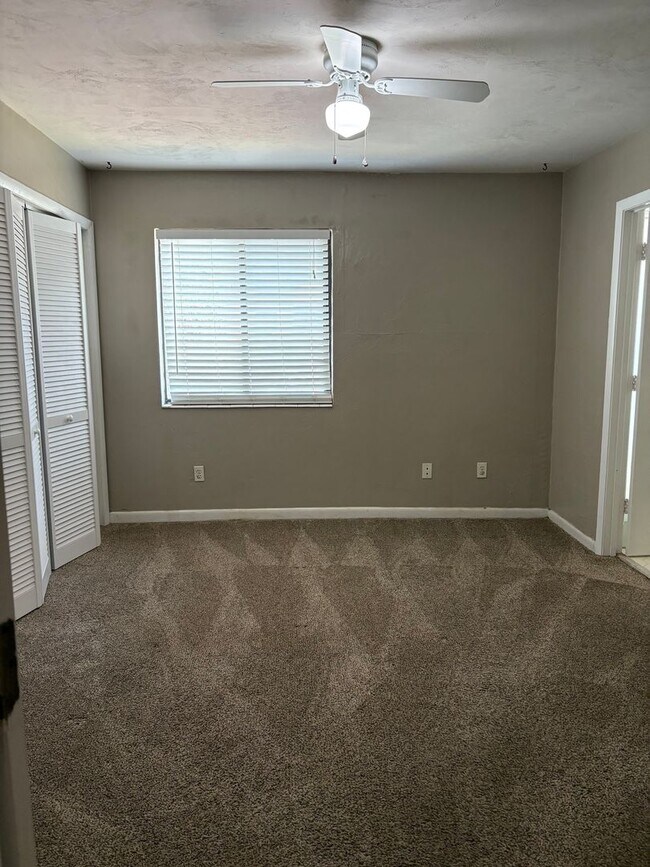 Building Photo - 2 story townhouse near TMH!!!