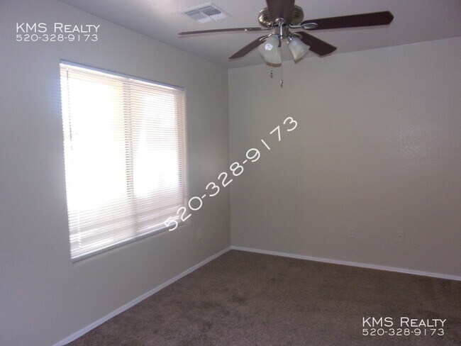 Building Photo - 6027 S Avenida Las Monjas