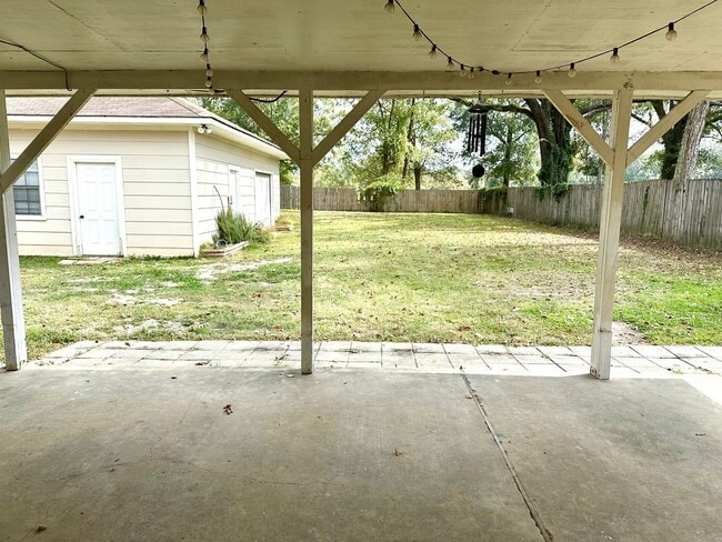 Building Photo - Charming 3 Bedroom 2 Bath home for Rent in Zachary