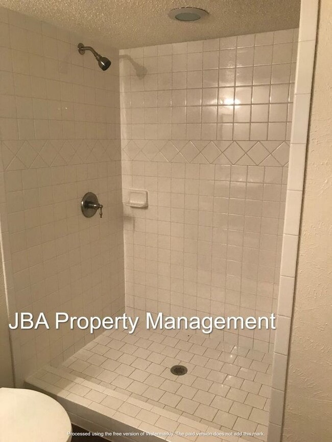 Building Photo - 1758 Belshire Ct