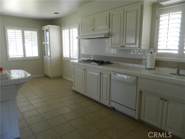 Building Photo - 7630 Buena Vista Dr