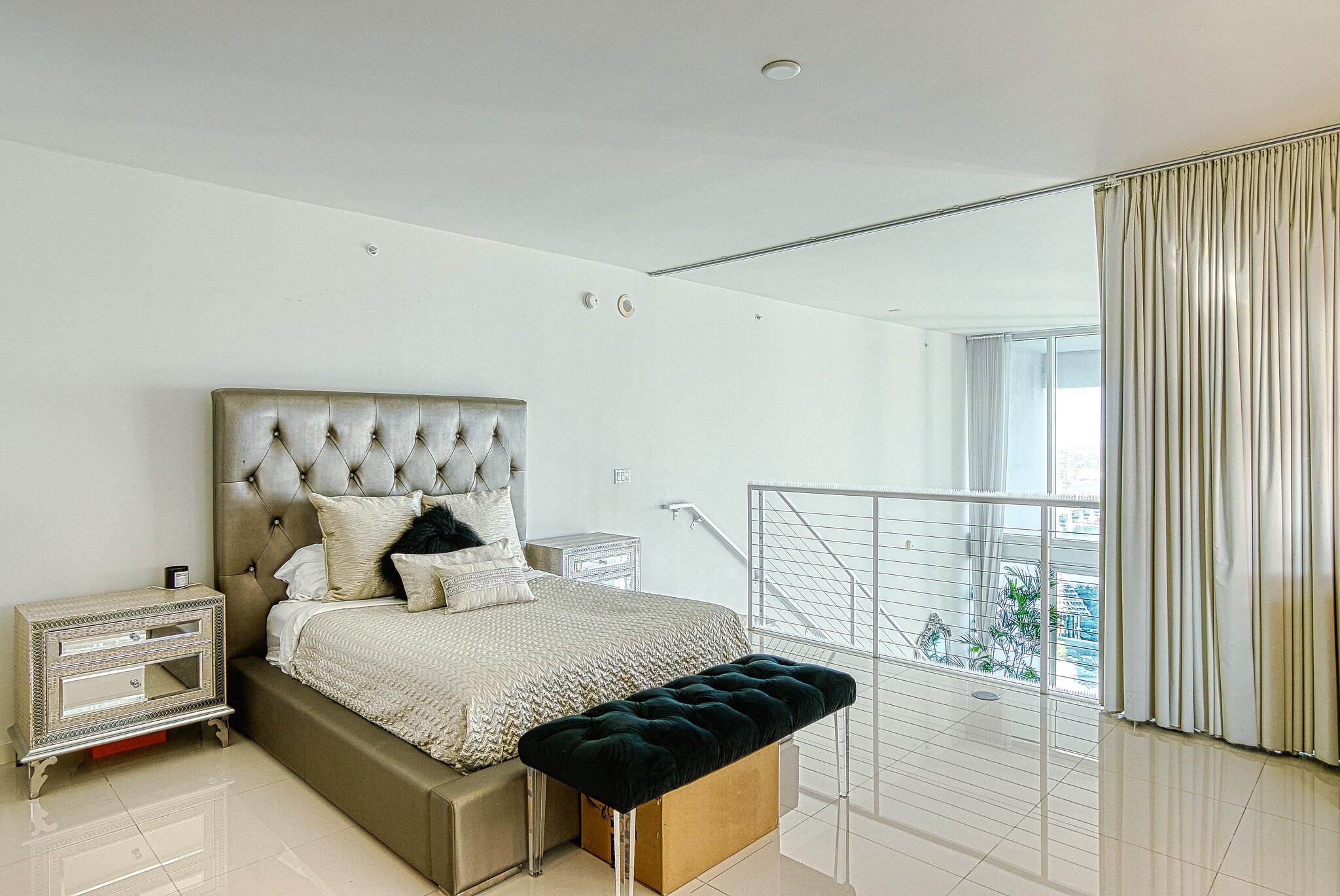 Master bedroom - 1040 Biscayne Blvd