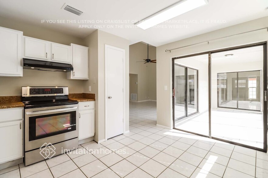 Building Photo - 9511 Drakemill Ct