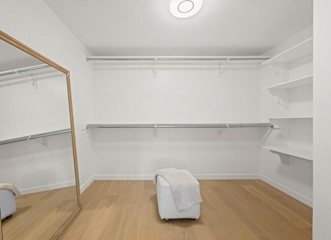 Building Photo - 266 S Madison Ave