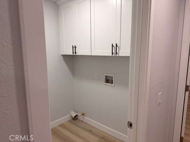 Building Photo - 9135 Boxwood Ave