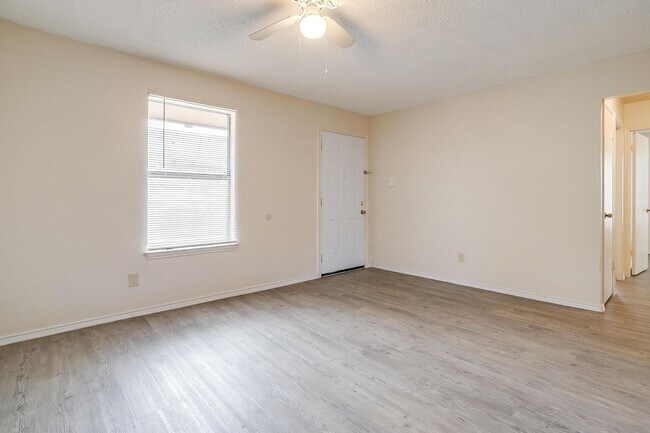 Building Photo - 2602 NW 21st St