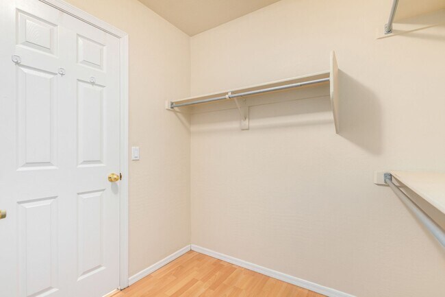 Building Photo - Spacious 3 Bed, 2 Bath Home in Boulder Creek