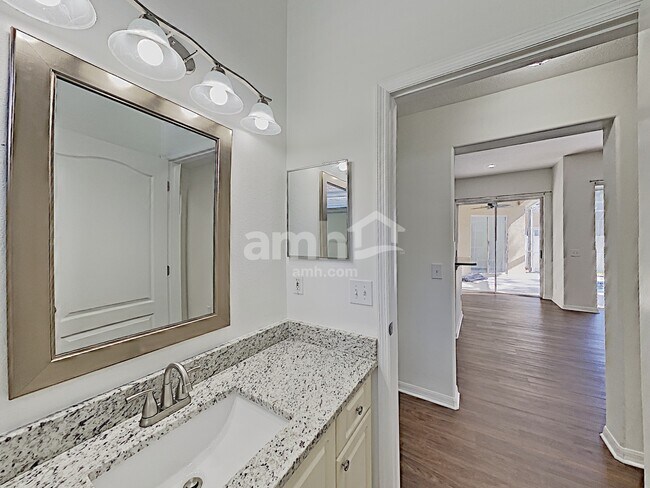 Building Photo - 832 Innergary Place