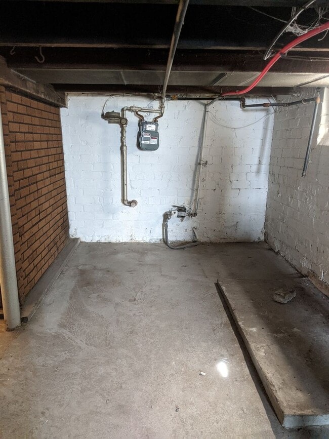 Building Photo - 4021 Neff Ave