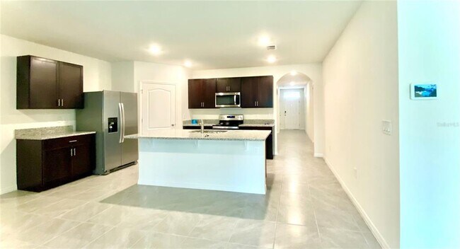 Building Photo - 160 Victoria Oaks Blvd