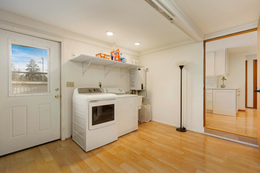 Building Photo - 10828 23rd Ave NE