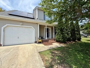 Building Photo - 4-bedroom, 2.5-bath home on a cul-de-sac street!