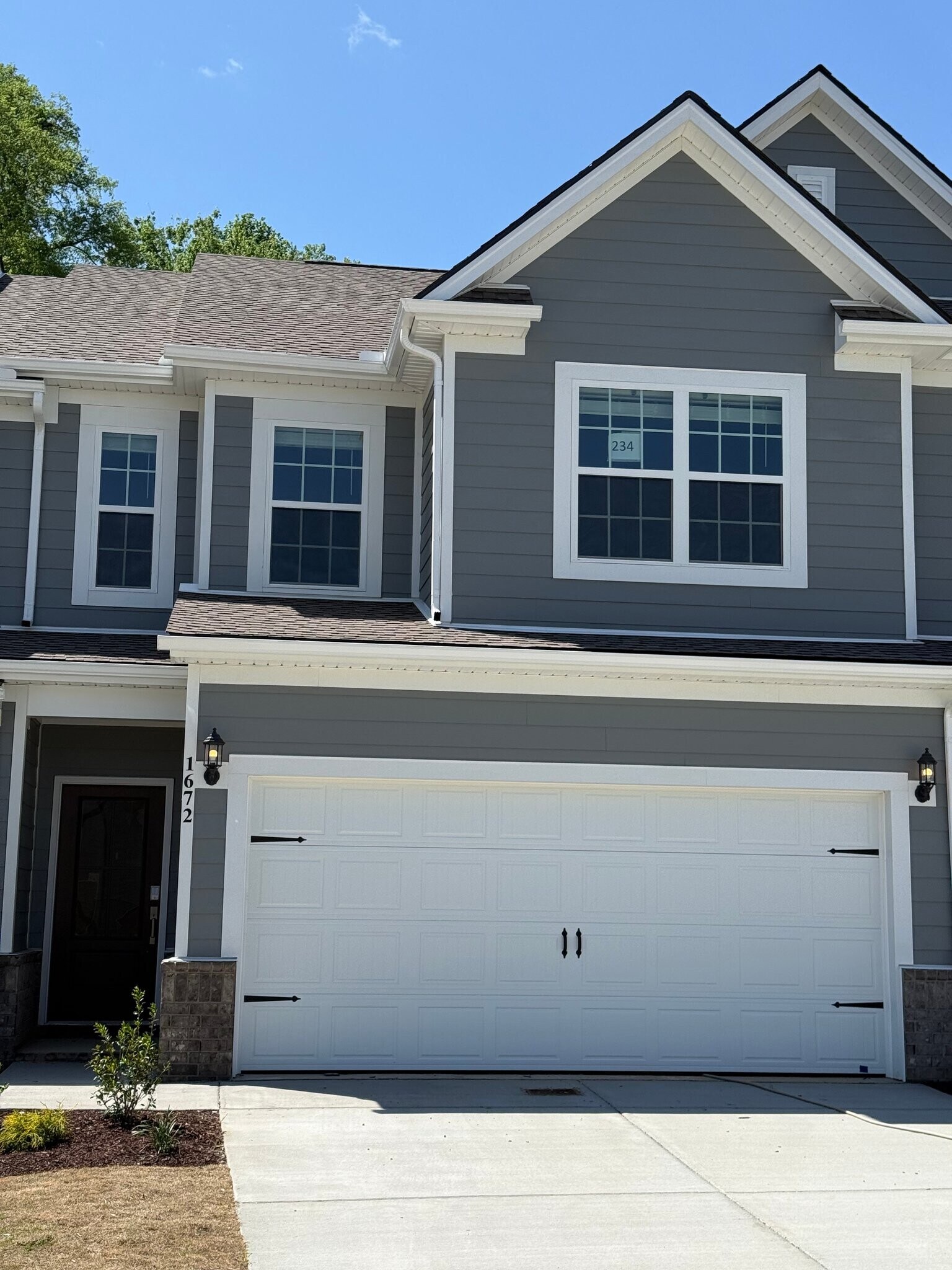 Building Photo - 1672 Manuka Ln