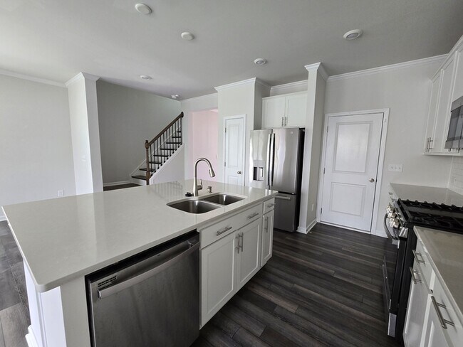 Building Photo - 6318 Arpeggio Pl