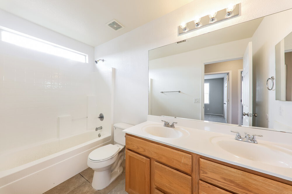 Building Photo - 14711 W Ely Dr