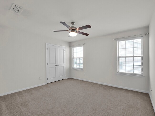 Building Photo - 7023 Waterwheel St SW