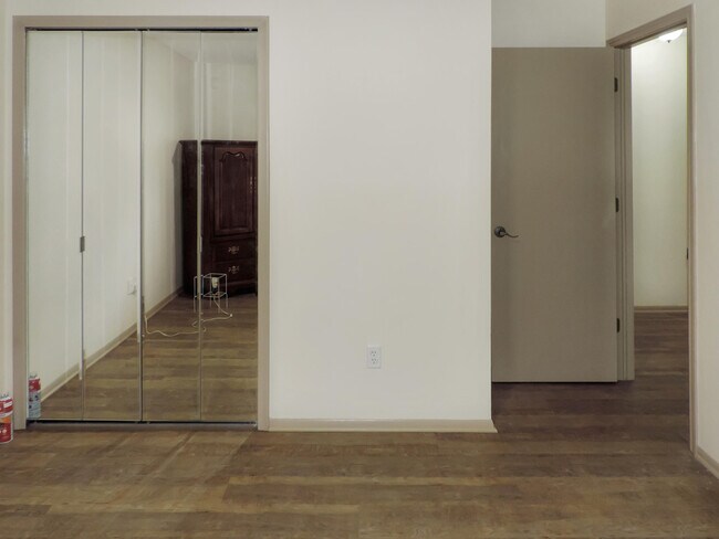 Building Photo - 37183 Vargo