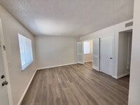 Building Photo - Socorro 2 Bedroom 1 Bath