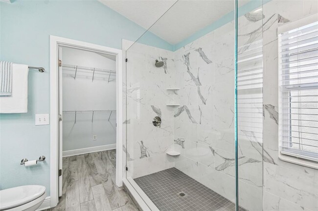 Building Photo - 13401 Fawn Springs Dr