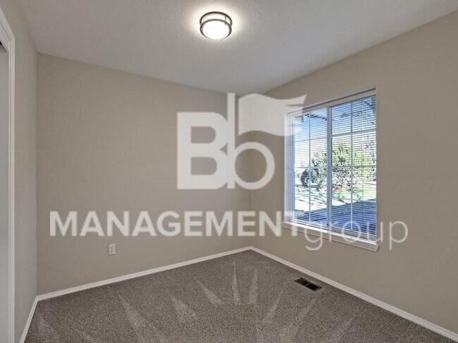 Building Photo - 16860 NW Argyle Way