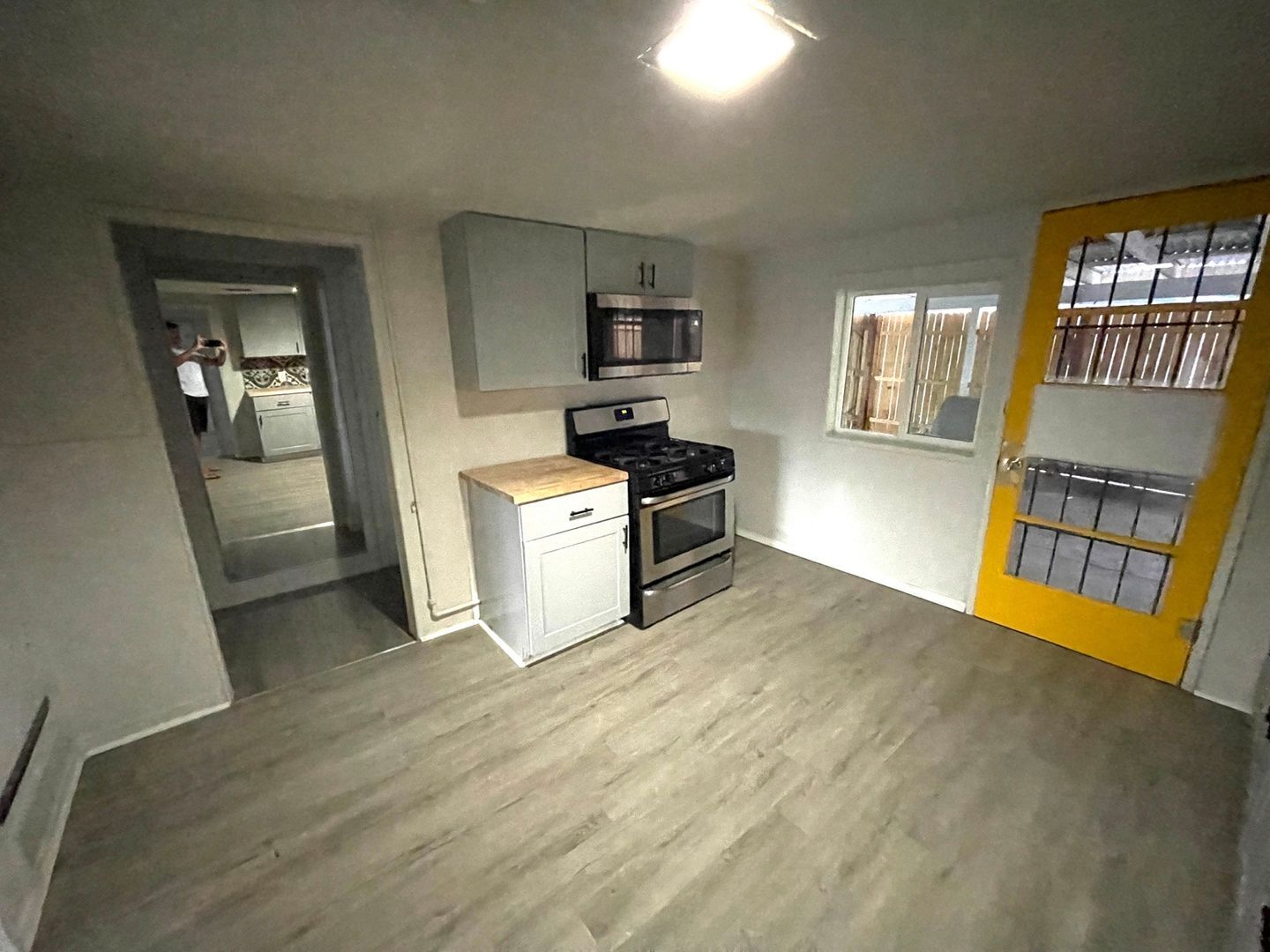 Building Photo - 4402 E Seneca St