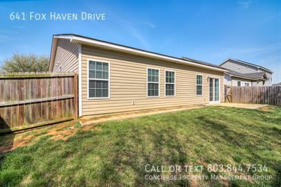 Building Photo - 641 Fox Haven Dr