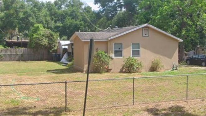 Building Photo - 11617 Grovewood Ave
