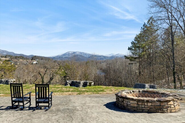 Building Photo - 235 Bishop Cap Cir