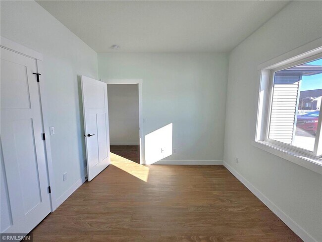 Building Photo - 1227 Wisteria Ln