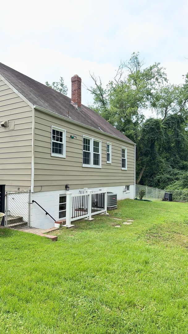 Building Photo - Charming Bungalow in the Heart of Fairfax ...