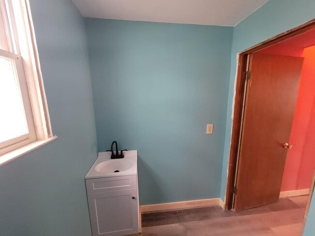 Building Photo - 2411 Harlan St