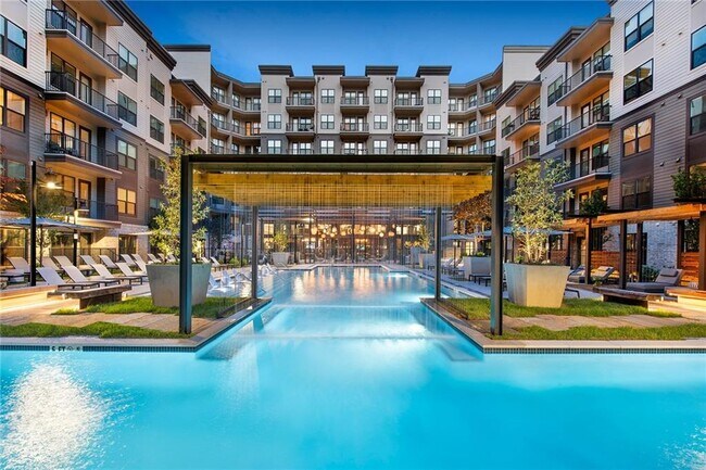 Building Photo - 5180 Peachtree Blvd