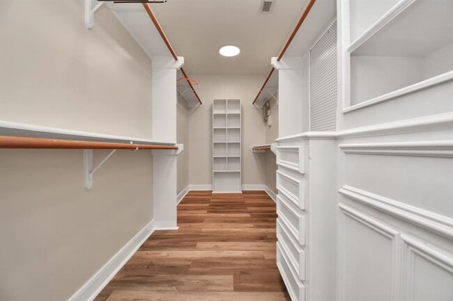Building Photo - 4727 Cashel Castle Dr