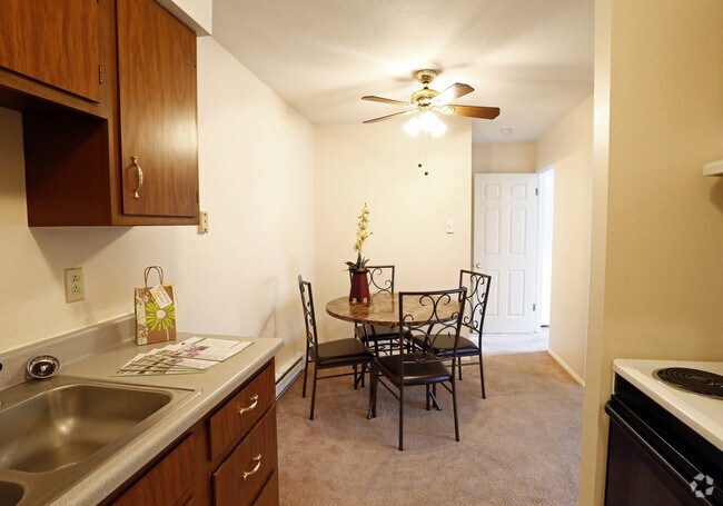 Interior Photo - Hunt Club Apartments