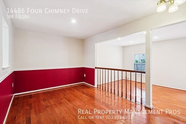 Building Photo - 14486 Four Chimney Dr