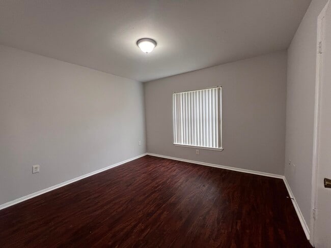 Building Photo - 4799 Via Palm Lakes